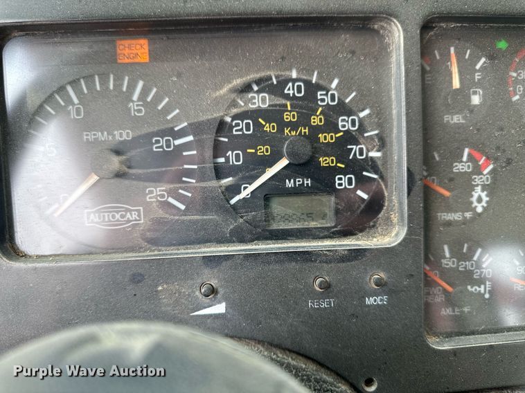 image for item EB2615 2004 AutoCar Xpeditor refuse truck