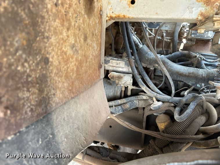 image for item EB2615 2004 AutoCar Xpeditor refuse truck