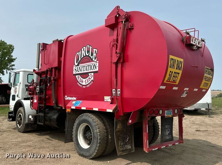 image for item EB2616 1999 Volvo Xpeditor refuse truck