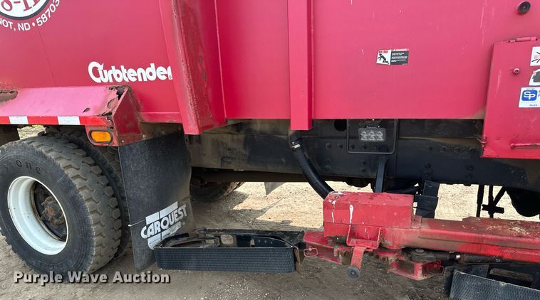 image for item EB2616 1999 Volvo Xpeditor refuse truck