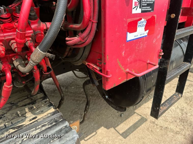 image for item EB2617 2001 Volvo Xpeditor refuse truck