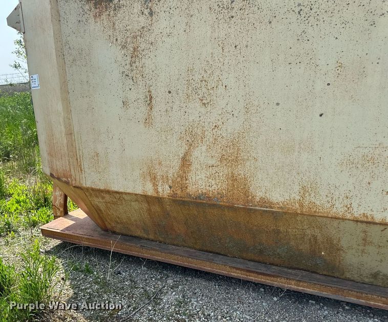 image for item EB2620 Wastequip roll-off container