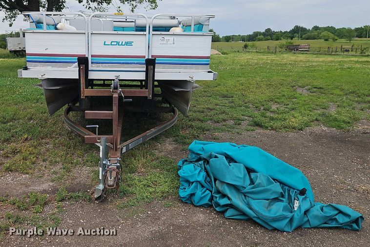 image for item EB8093 1994 Lowe Family 200 pontoon boat