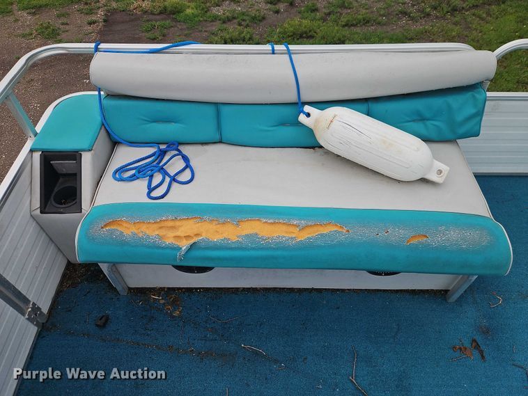 image for item EB8093 1994 Lowe Family 200 pontoon boat