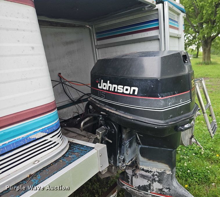 image for item EB8093 1994 Lowe Family 200 pontoon boat