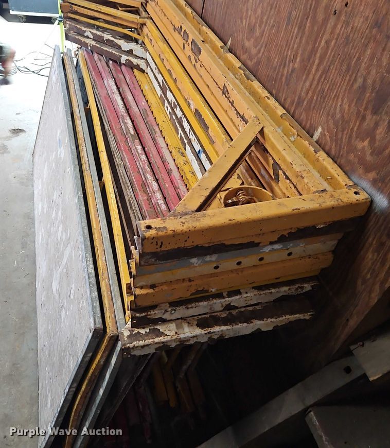 image for item EB8113 Scaffolding