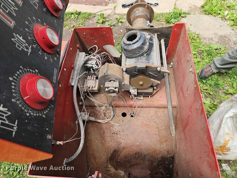 image for item EB8115 Coats 1001 tire balancer