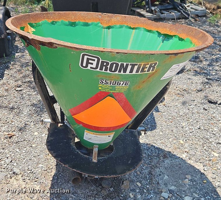 image for item EB8124 Frontier SS1067B three point spreader