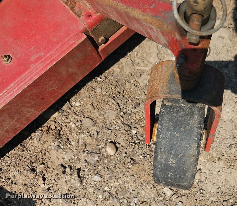 image for item EB8127 (2) Exmark ZTR lawn mowers