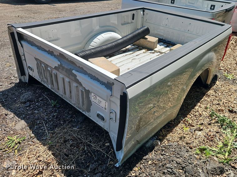 image for item EB8128 Pickup truck bed