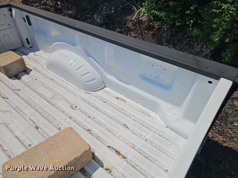 image for item EB8128 Pickup truck bed