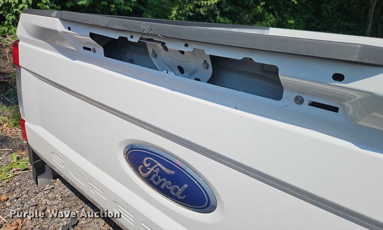 image for item EB8128 Pickup truck bed