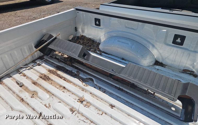 image for item EB8129 Pickup truck bed