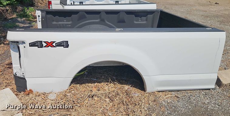 image for item EB8130 Pickup truck bed