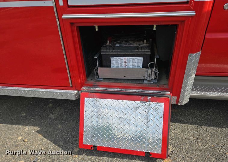 image for item EC0951 2005 Ford E450 Super Duty ambulance