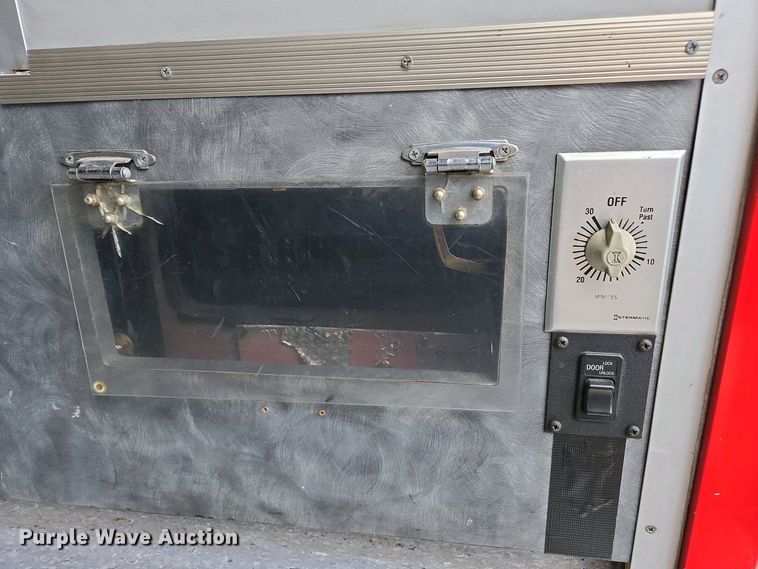 image for item EC0951 2005 Ford E450 Super Duty ambulance