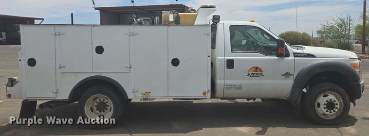 image for item EC1049 2015 Ford F550 Super Duty XL utility / service truck