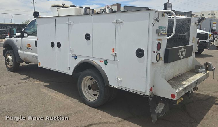image for item EC1049 2015 Ford F550 Super Duty XL utility / service truck
