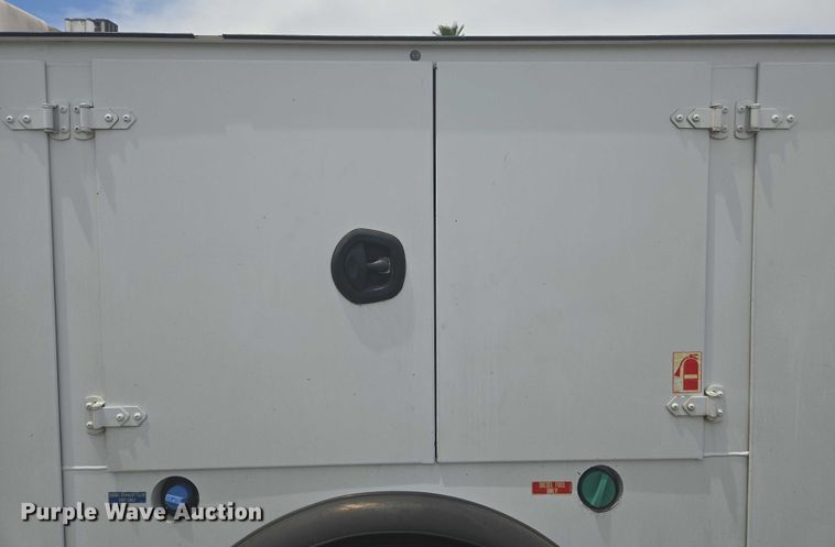 image for item EC1049 2015 Ford F550 Super Duty XL utility / service truck