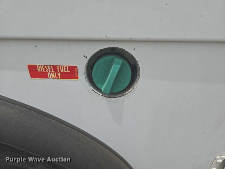 image for item EC1049 2015 Ford F550 Super Duty XL utility / service truck