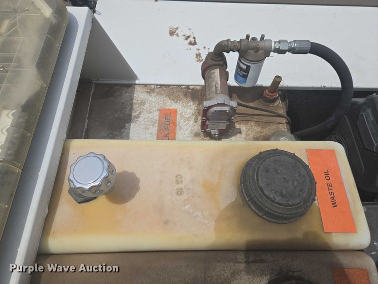 image for item EC1049 2015 Ford F550 Super Duty XL utility / service truck