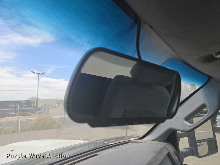 image for item EC1049 2015 Ford F550 Super Duty XL utility / service truck