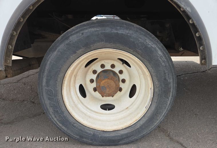 image for item EC1049 2015 Ford F550 Super Duty XL utility / service truck