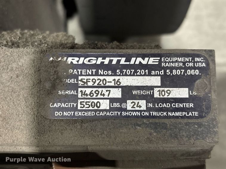 image for item EC3640 Toyota 7FBEU18 forklift