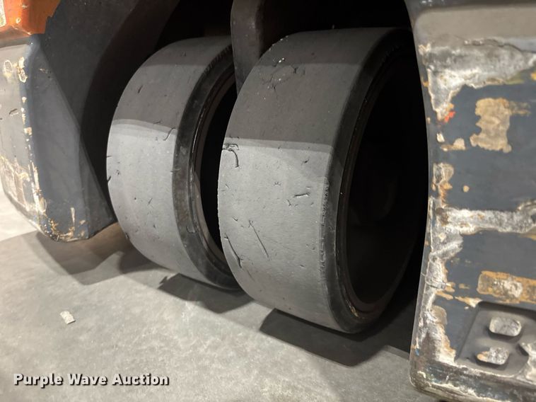 image for item EC3640 Toyota 7FBEU18 forklift