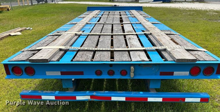 image for item EC3645 2003 Eager Beaver 20HALX flatbed trailer