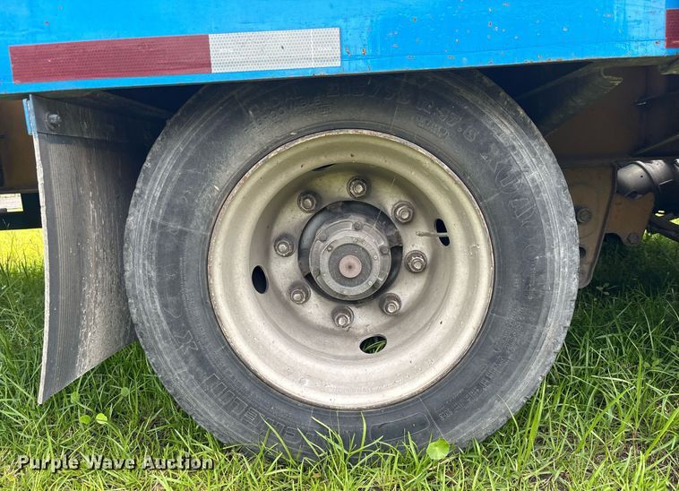 image for item EC3645 2003 Eager Beaver 20HALX flatbed trailer