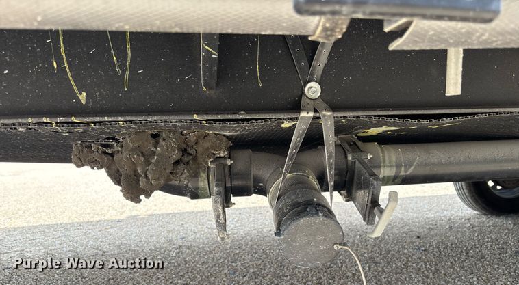 image for item EC3660 2024 Forest River Prime Time Avenger 28DBS camper