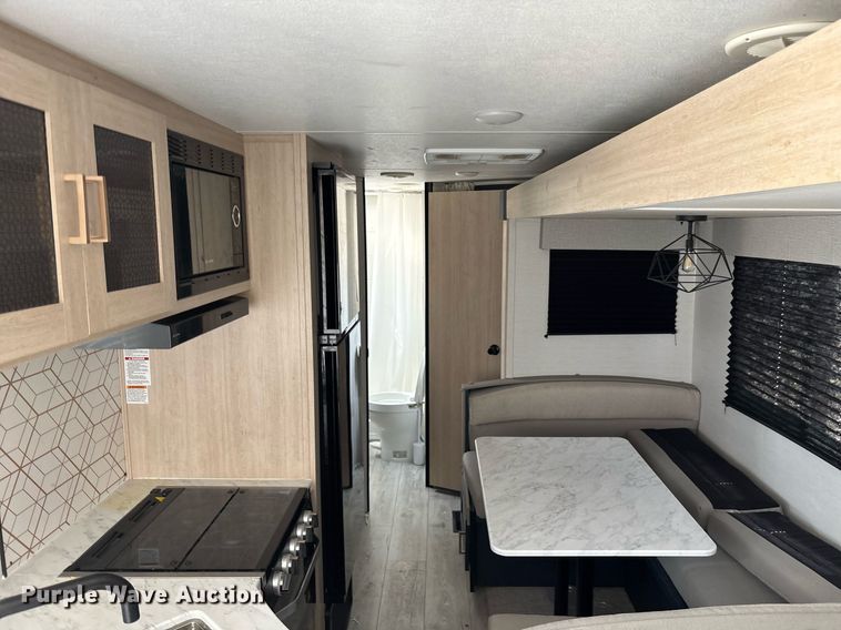 image for item EC3660 2024 Forest River Prime Time Avenger 28DBS camper