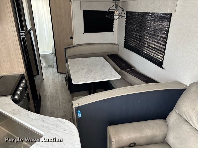 image for item EC3660 2024 Forest River Prime Time Avenger 28DBS camper