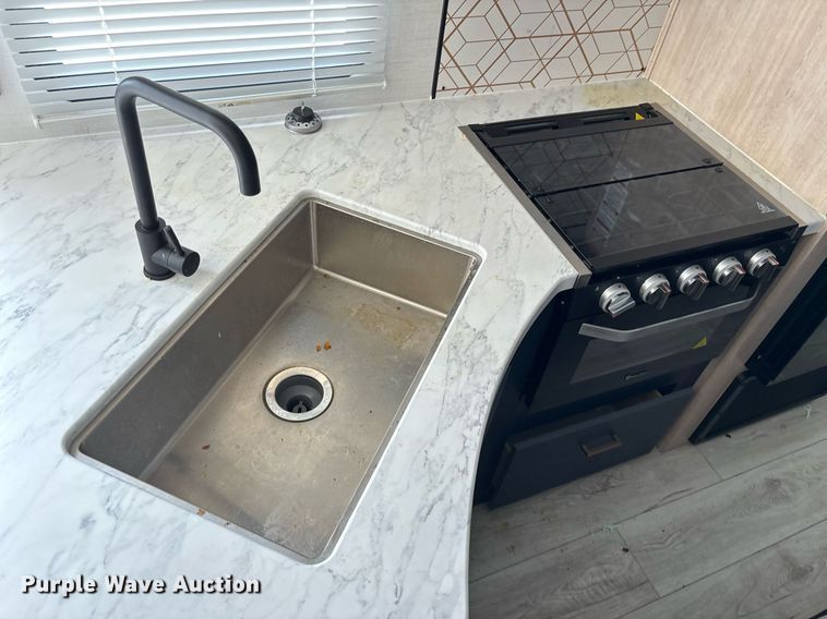 image for item EC3660 2024 Forest River Prime Time Avenger 28DBS camper