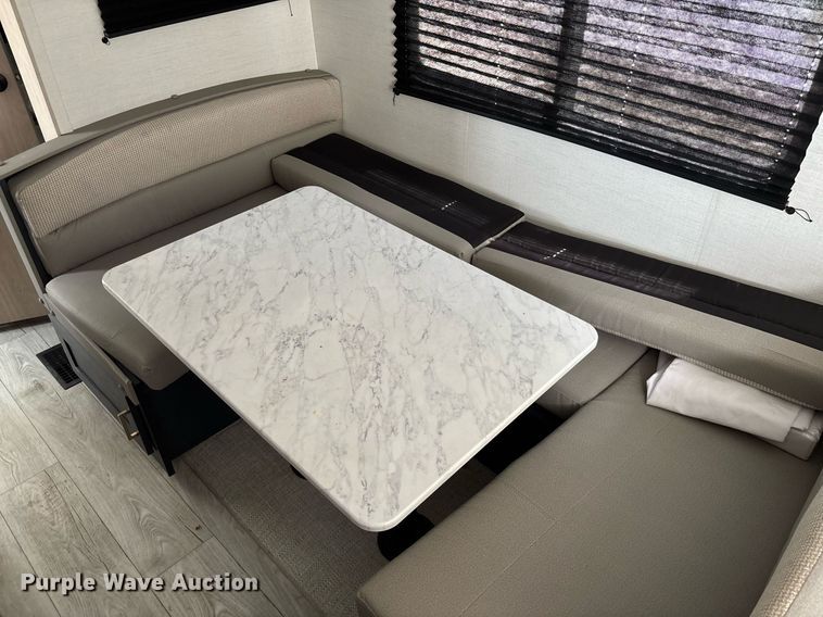 image for item EC3660 2024 Forest River Prime Time Avenger 28DBS camper