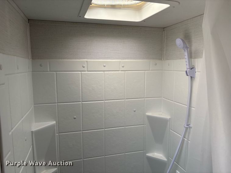 image for item EC3660 2024 Forest River Prime Time Avenger 28DBS camper