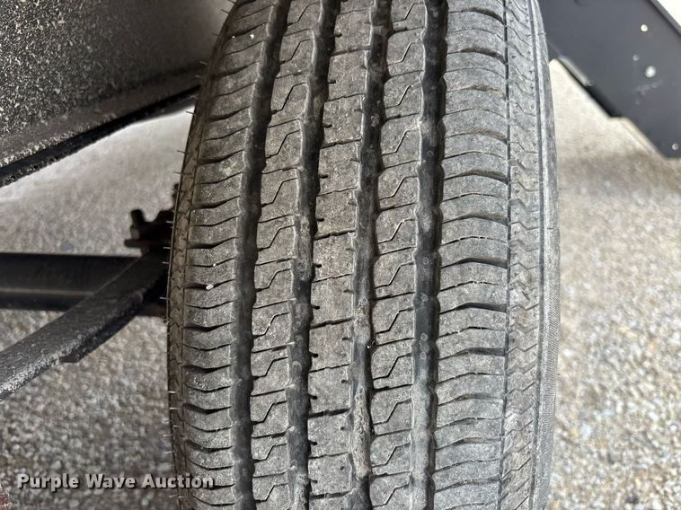 image for item EC3660 2024 Forest River Prime Time Avenger 28DBS camper