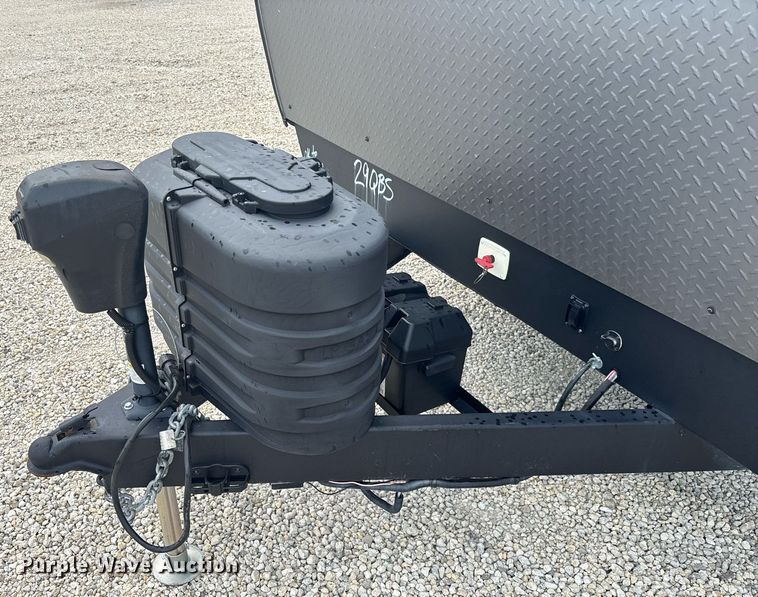 image for item EC3667 2025 Forest River Prime Time Avenger 29QBS camper