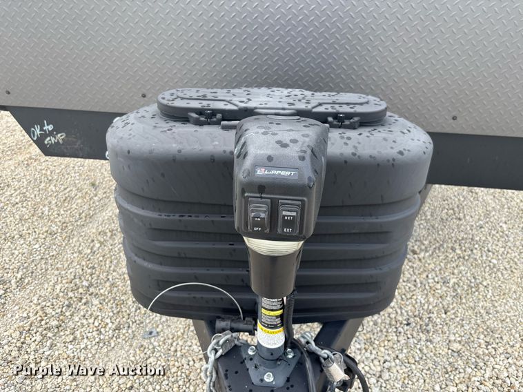 image for item EC3667 2025 Forest River Prime Time Avenger 29QBS camper