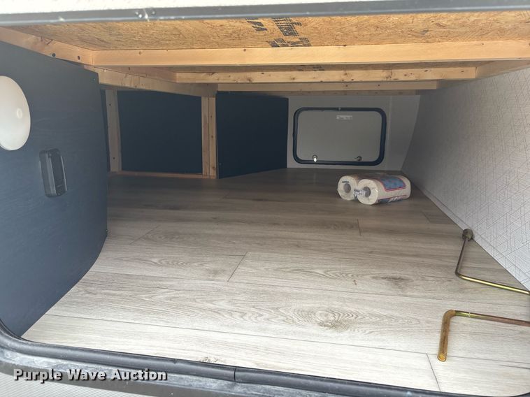 image for item EC3667 2025 Forest River Prime Time Avenger 29QBS camper