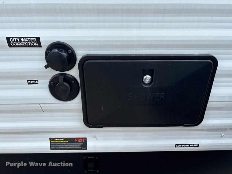 image for item EC3667 2025 Forest River Prime Time Avenger 29QBS camper