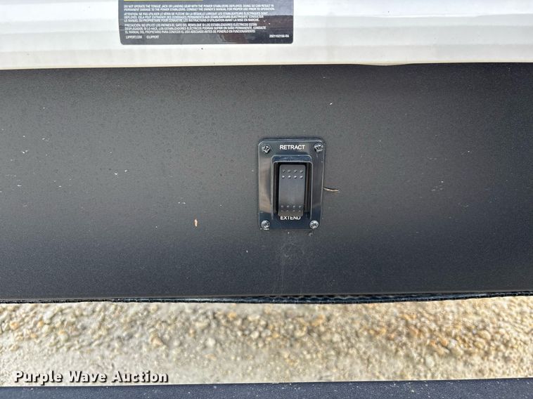 image for item EC3667 2025 Forest River Prime Time Avenger 29QBS camper