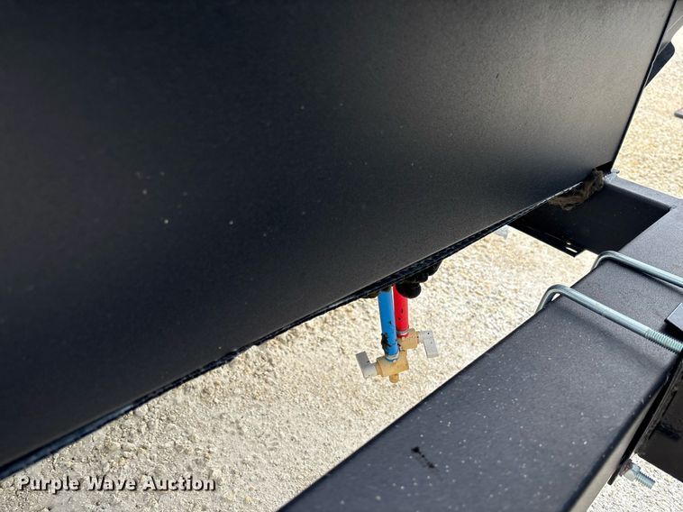 image for item EC3667 2025 Forest River Prime Time Avenger 29QBS camper