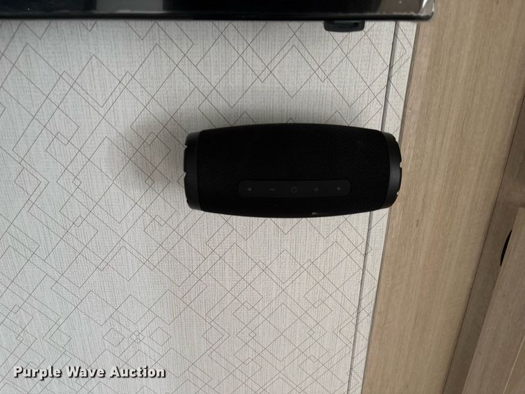 image for item EC3667 2025 Forest River Prime Time Avenger 29QBS camper