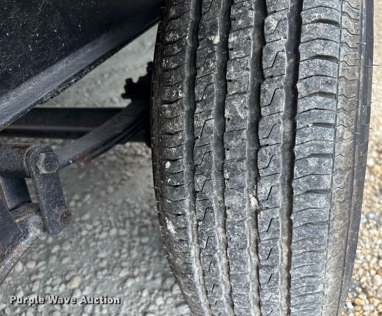 image for item EC3667 2025 Forest River Prime Time Avenger 29QBS camper