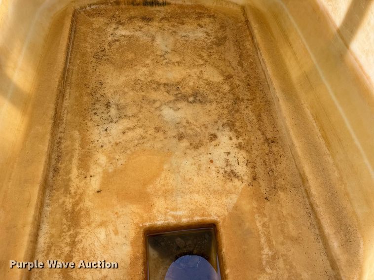 image for item EC4062 Dust suppression trailer