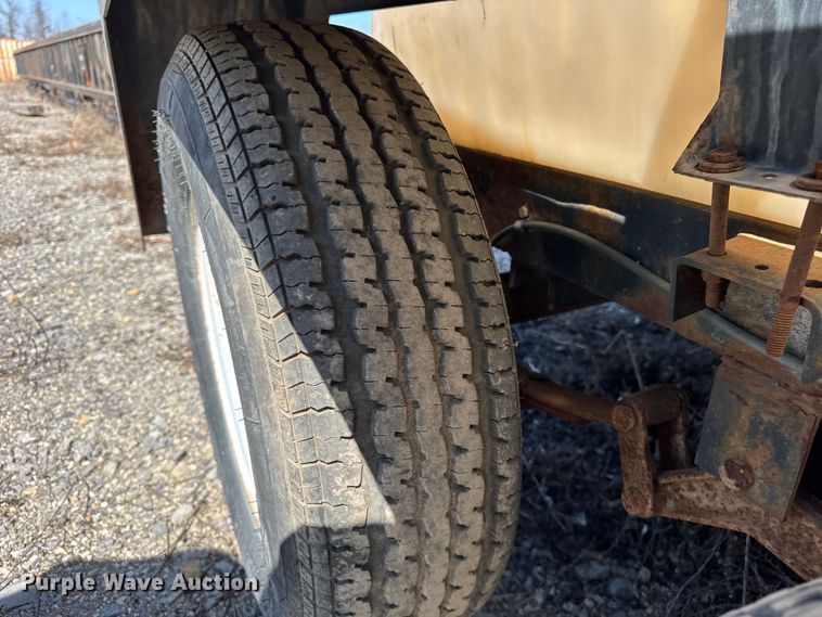 image for item EC4114 2011 Magnum Products LLC dust suppression trailer