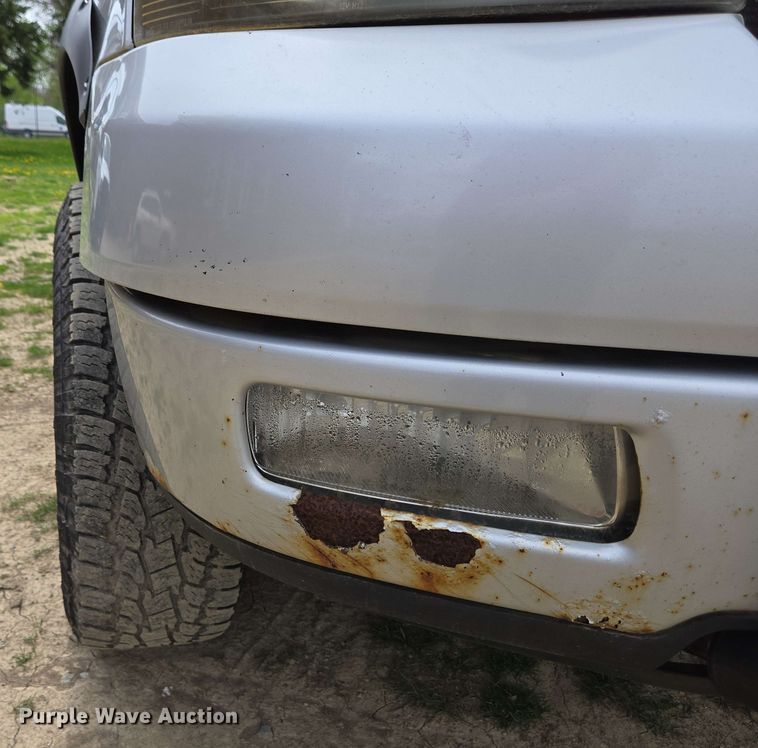 image for item EC4208 2005 Ford F150 SuperCab pickup truck