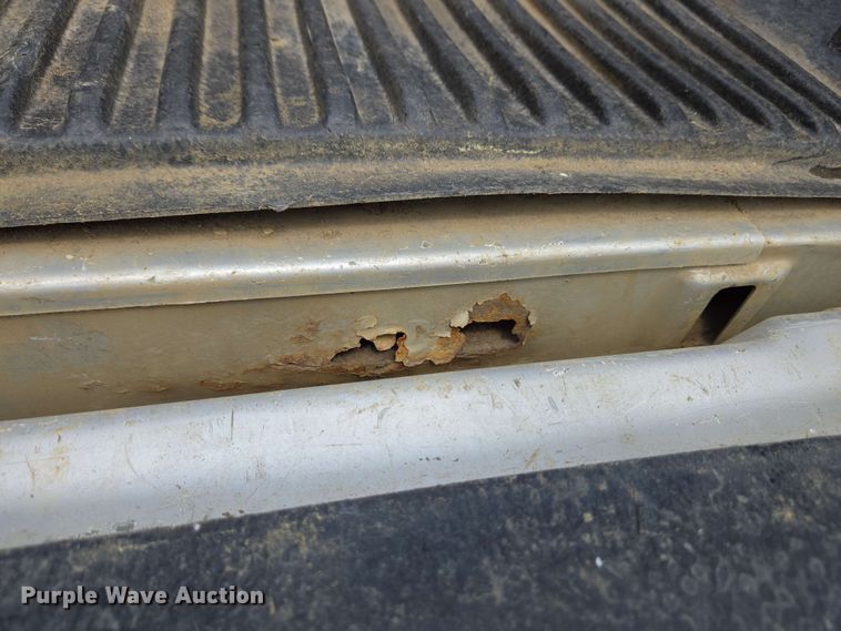 image for item EC4208 2005 Ford F150 SuperCab pickup truck